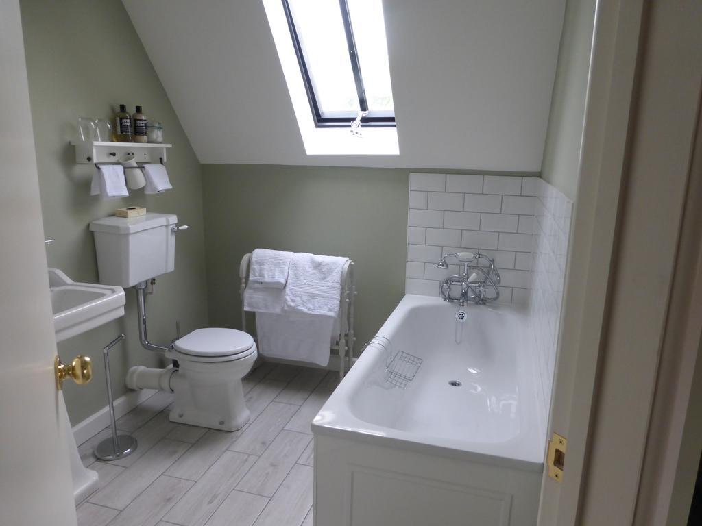 Wimborne Saint Giles Home Farm House المظهر الخارجي الصورة